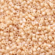 Perles Miyuki delicas 11/0 Ceylon light caramel beige DB-205