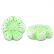 Perles tch&egrave;ques boho flower 14mm Vert clair