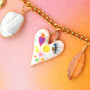 Sets d'inspiration Inspiration avec des breloques en métal avec émail