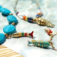 Nouveau Superbes breloques en laiton