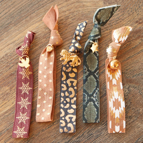 Bracelets et &eacute;lastiques &agrave; cheveux en ruban &eacute;lastique !