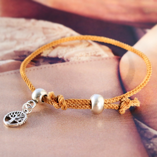 Lancez-vous dans la r&eacute;alisation des bracelets avec le cordon tiss&eacute; DQ tendance