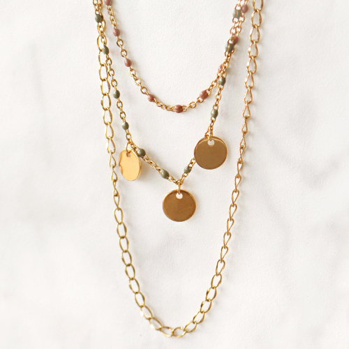 Trouvez l&rsquo;inspiration ! Ces bijoux ont &eacute;t&eacute; confectionn&eacute;s avec le tout nouveau jaseron en acier inox :