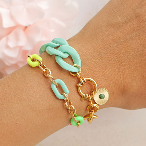 Soyez inspir&eacute;(e) et utilisez ces cha&icirc;nes acryliques pour cr&eacute;er les plus jolis bijoux