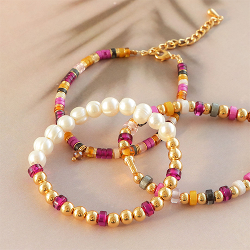 Cr&eacute;ez divers bijoux et lani&egrave;res de t&eacute;l&eacute;phone avec des perles Polaris