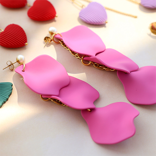 Cr&eacute;ez une collection exclusive avec des perles et breloques acryliques