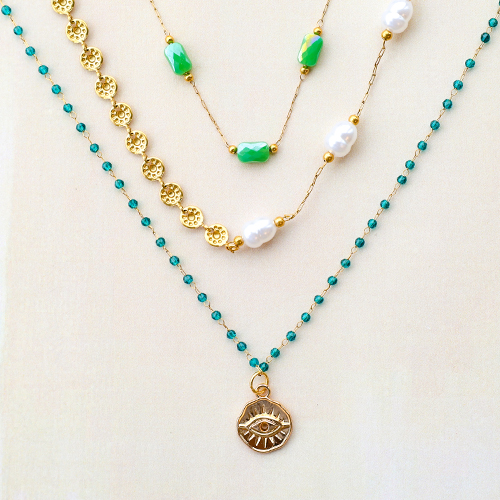 Temps d'inspiration avec des cha&icirc;nes jaserons color&eacute;es