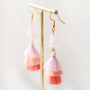 Confectionnez des boucles d&rsquo;oreilles avec des pompons 3 couches et votre collection sera pr&ecirc;te pour l&rsquo;&eacute;t&eacute;