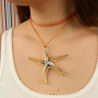 Inspiration avec perles et pendentifs acryliques