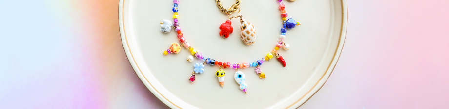 D&eacute;couvrez nos perles en c&eacute;ramique color&eacute;es