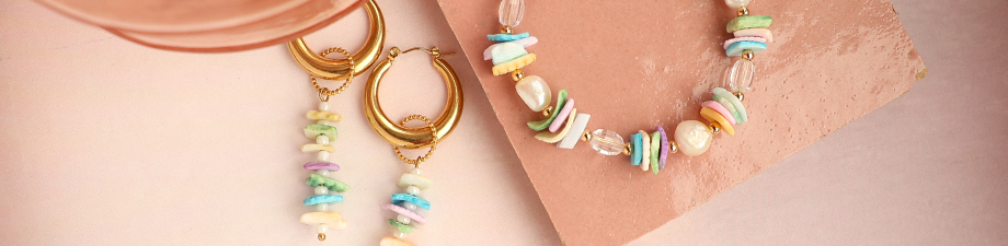 Toutes nouvelles perles de nacr&eacute;es aux couleurs de l'&eacute;t&eacute;