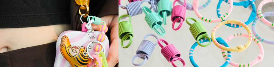 Collection d&rsquo;appr&ecirc;ts color&eacute;s pour porte-cl&eacute;s 